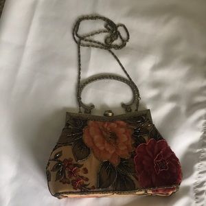 Adorable purse by Purple Pearl